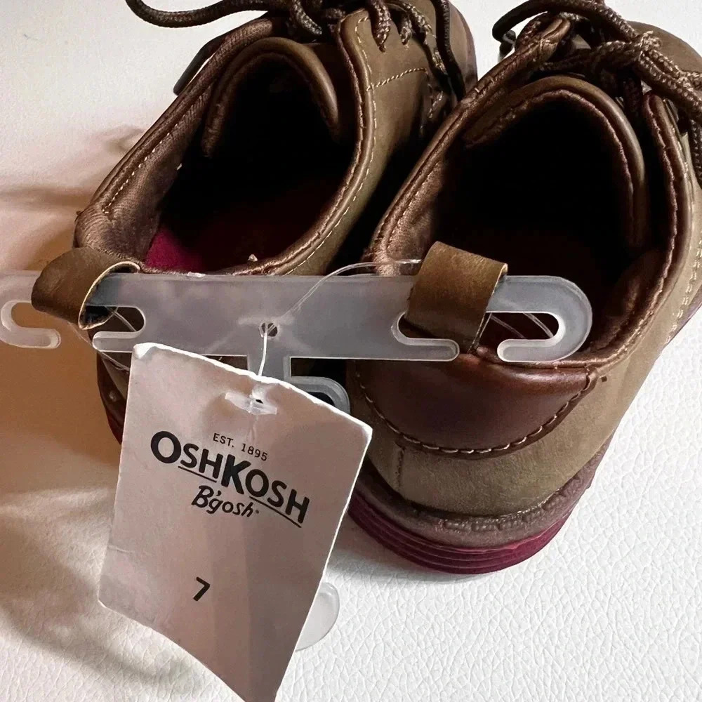 Osh cosh bgosh boys size 7 shoes - Picture 3 of 3